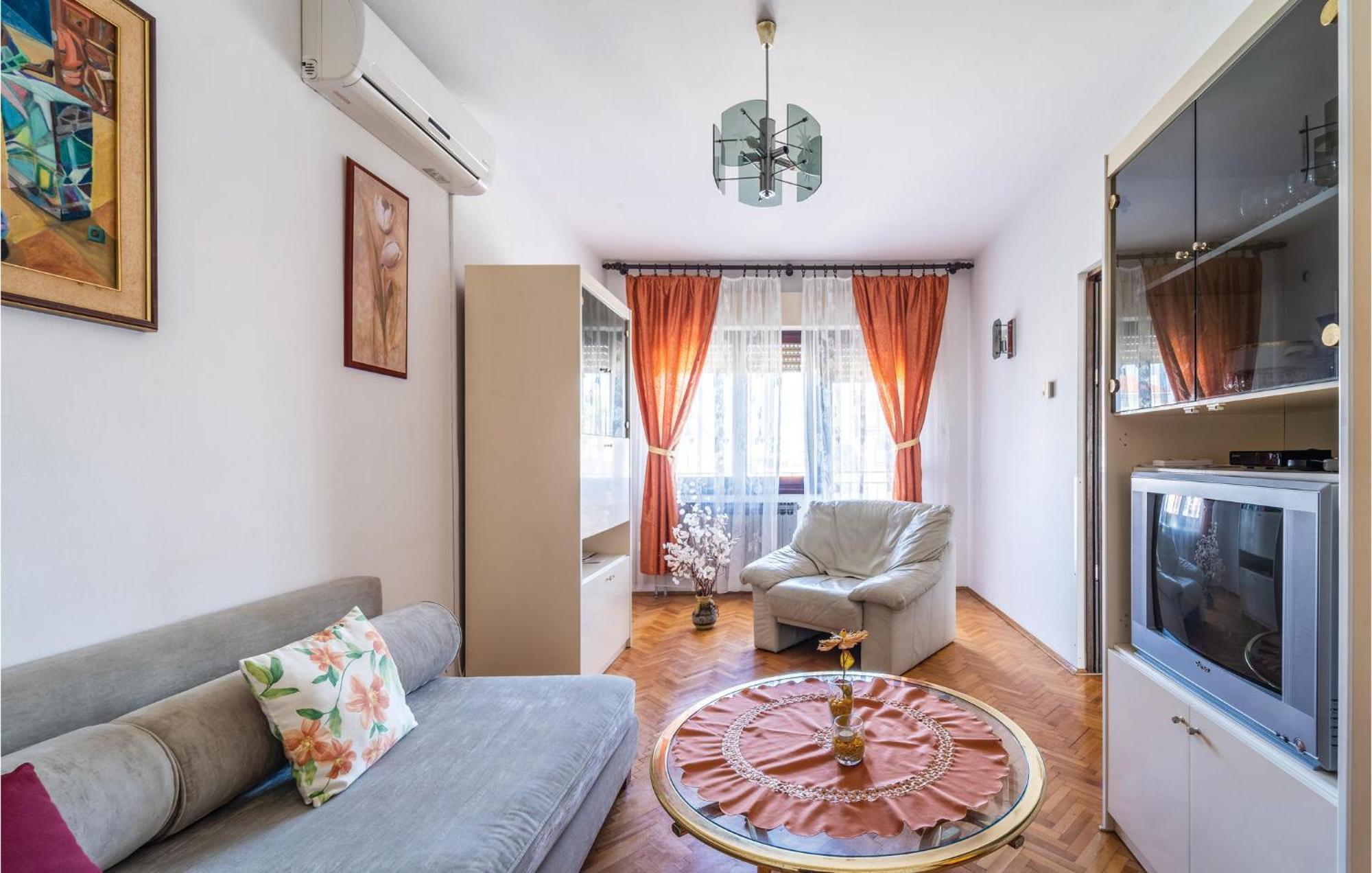 4 Bedroom Pet Friendly Home In Štinjan Kültér fotó